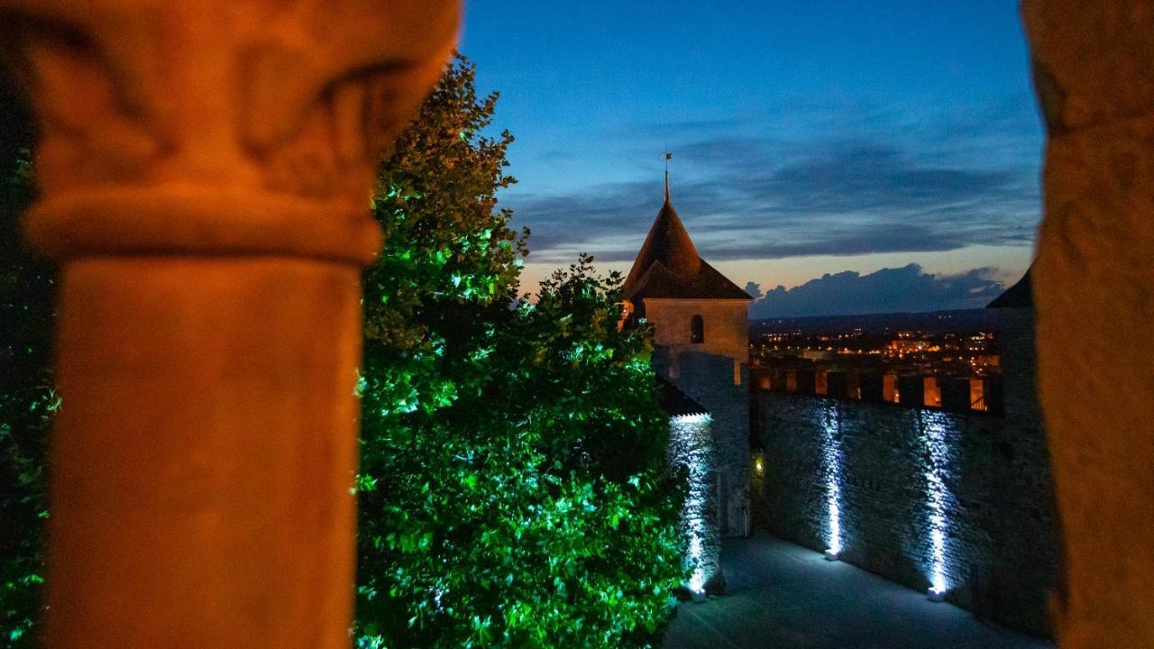 Apartmán Tout Confort ! Calme, Climatisation, Parking Gratuit, Grande Terrasse, Ascenseur, Wifi Carcassonne Exteriér fotografie